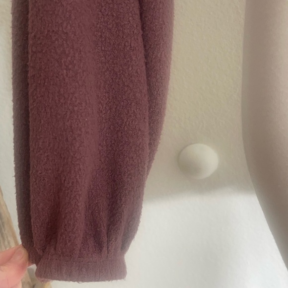Urban outfitters out from under too small cropped long balloon sleeve boho fuzzy - Picture 6 of 8